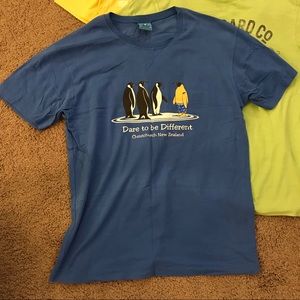 Penguin blue causal t-shirt